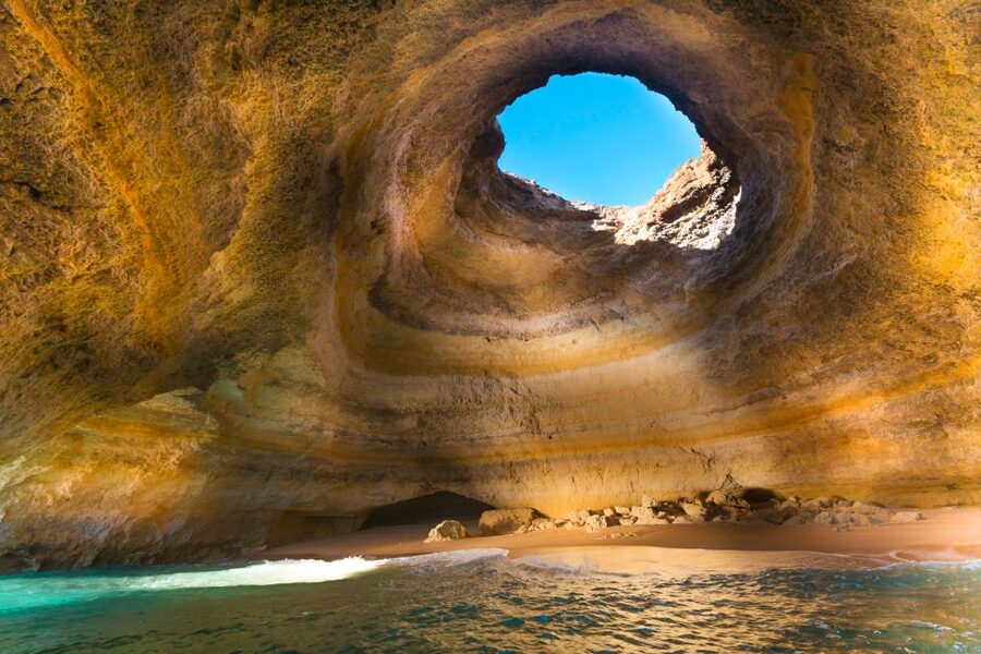 Portimão: Benagil Sea Caves Speedboat Adventure Tour - Getting to Atlantis Tours and the San Francisco Convent meeting point