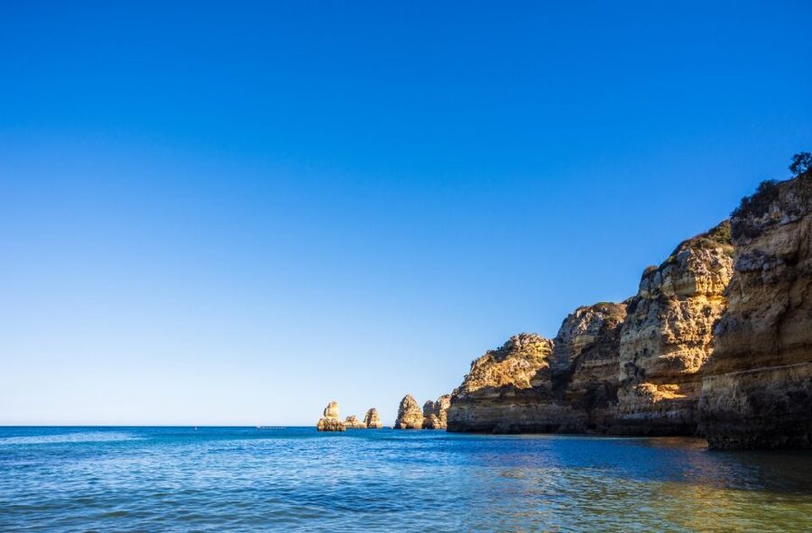 Portimão: Carvalho & Marinha Beach, Benagil Cave Boat Tour - Timing advice: early departures for fewer boats, later for better cave photos