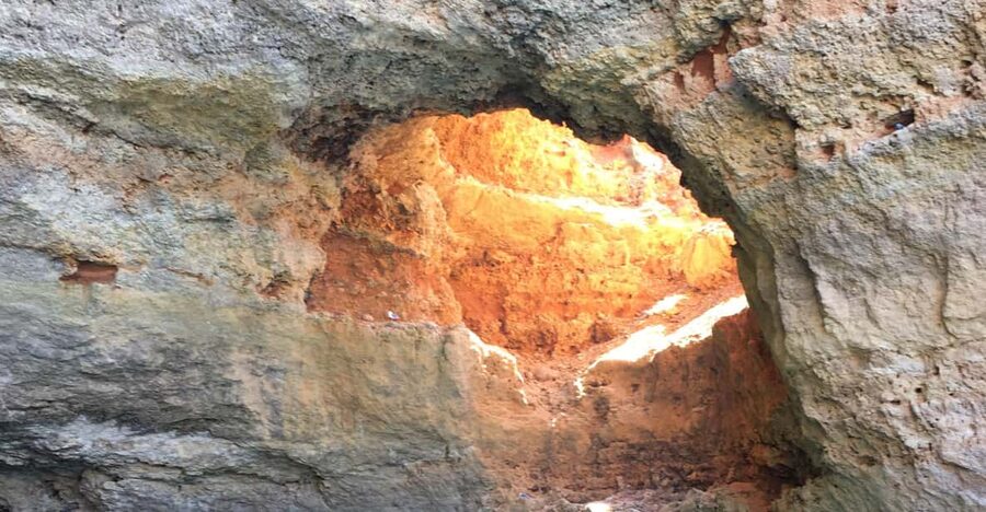 Portimão: Caves, Benagil and Algarve Coastline Boat Tour - The coastline cruise: seeing about 20 caves without feeling lost