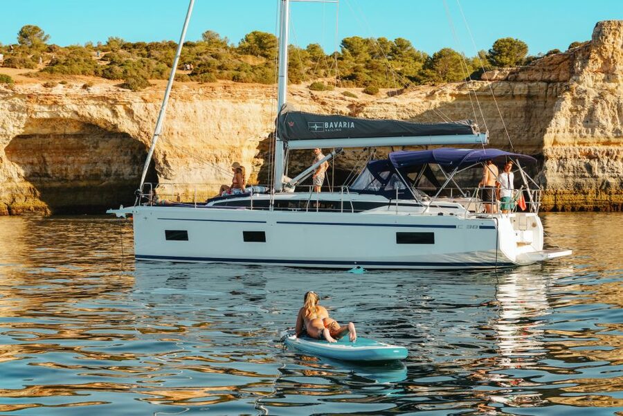 Portimao: Luxury Sail-Yacht Cruise with Sunset Option - Practical Tips: Shoes, Snacks, Meeting Point, and Sunset Timing