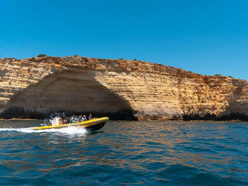 Portimão: Tour of the Benagil Caves - Live guide and commentary: what you should expect from the story telling