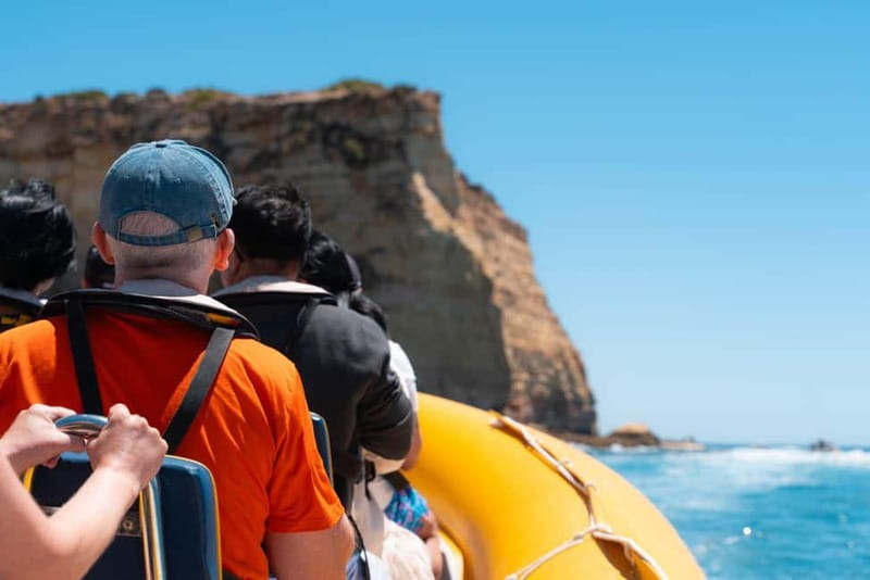 Portimão: Tour of the Benagil Caves - The boat setup: comfort, life jackets, and getting close safely