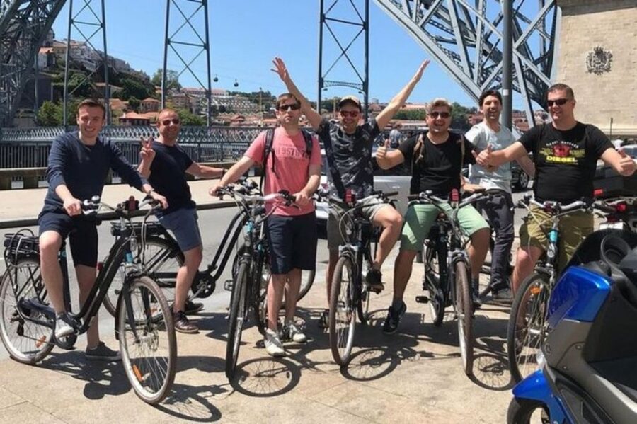 Porto: 1 to 4 Day Electric Bicycle Rental - The E-Bike Reality Check: Battery Power and Where It Fits