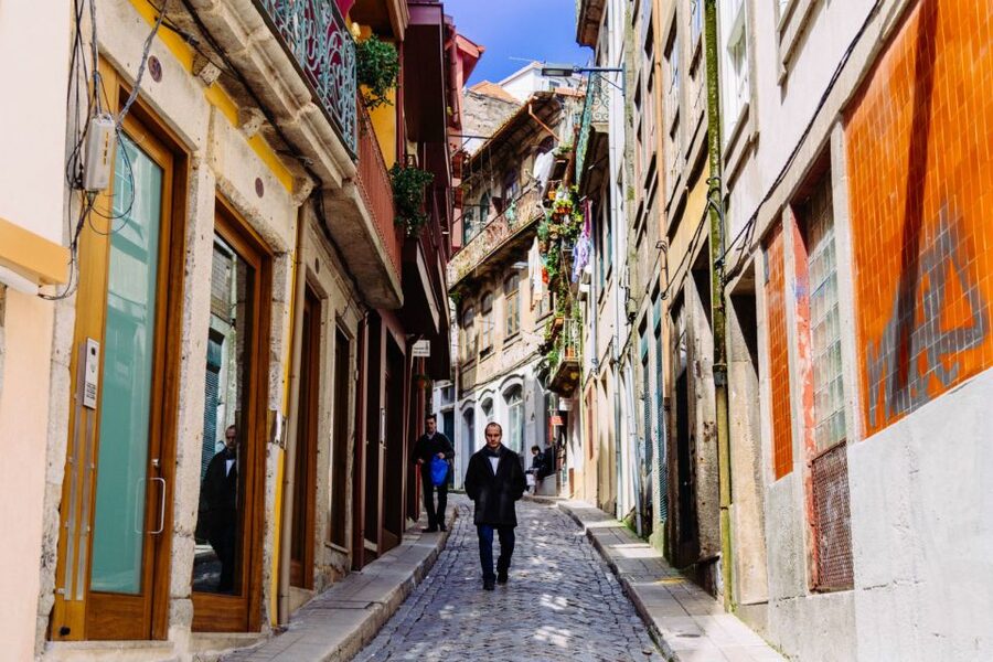Porto: 2.5-Hour Private City Tour Off the Beaten Track - Key moments that make this Porto tour different