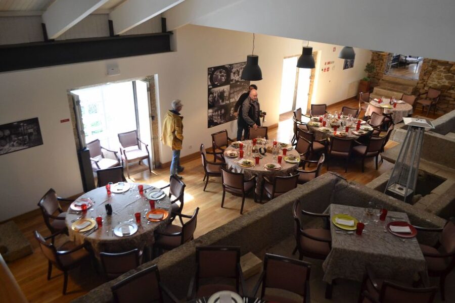 Porto: 3 Douro Valley Vineyards Tour with Lunch - Lunch at the Second Winery: Portuguese Specialties and Wine Pairing