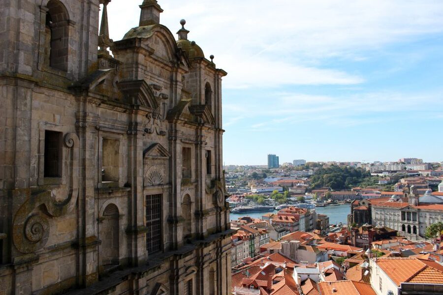 Porto: 3-Hour Walking City Tour & Lello Bookstore Visit - Porto Cathedral: The Old Center That Explains the City’s Pull