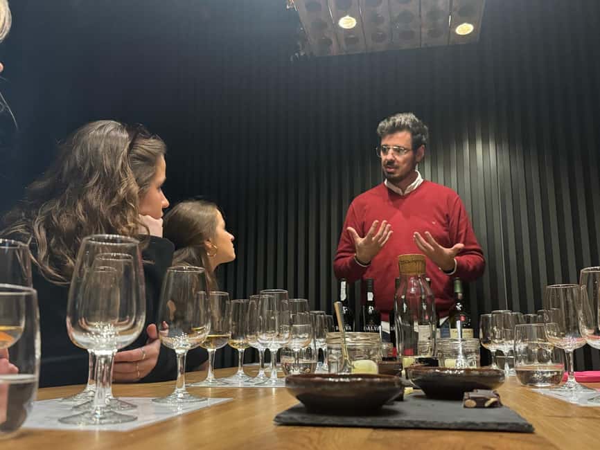 Porto: 3 or 5 Port Wine Tasting with Pairings - Your Plain-Language Port Wine Guide: White, Tawny, Ruby, Late Bottle Vintage