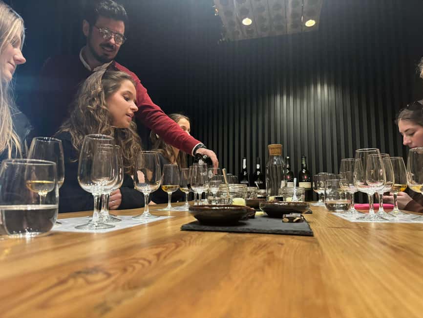 Porto: 3 or 5 Port Wine Tasting with Pairings - Timing, Group Size, and Where It Fits in Your Porto Days