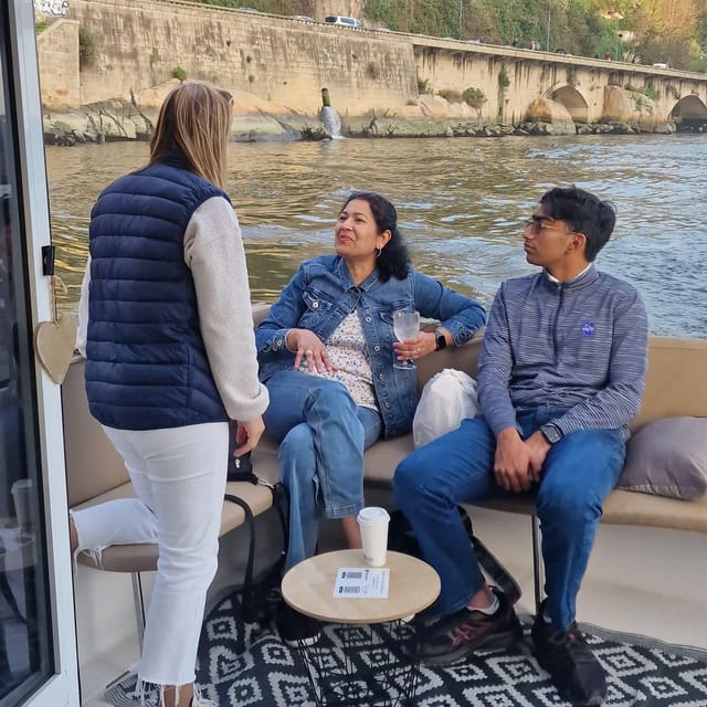 Porto: 6 Bridges Cruise & Port Wine with Sunset Option - Port Wine, Drinks, and the On-Board Comfort That Actually Matters