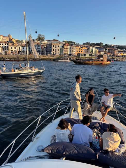 Porto: 6 Bridges Cruise, Welcome Drink & Sunset Option - Arrábida and Dom Luís I: the bridge-spotting game you’ll actually enjoy
