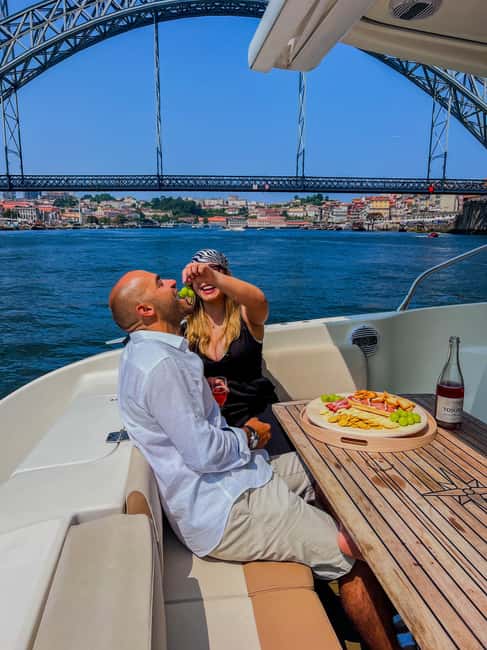 Porto: 6 Bridges Private Cruise with Local Wine and Snacks - Marina do Freixo to the Douro River Mouth: The Route in Plain English