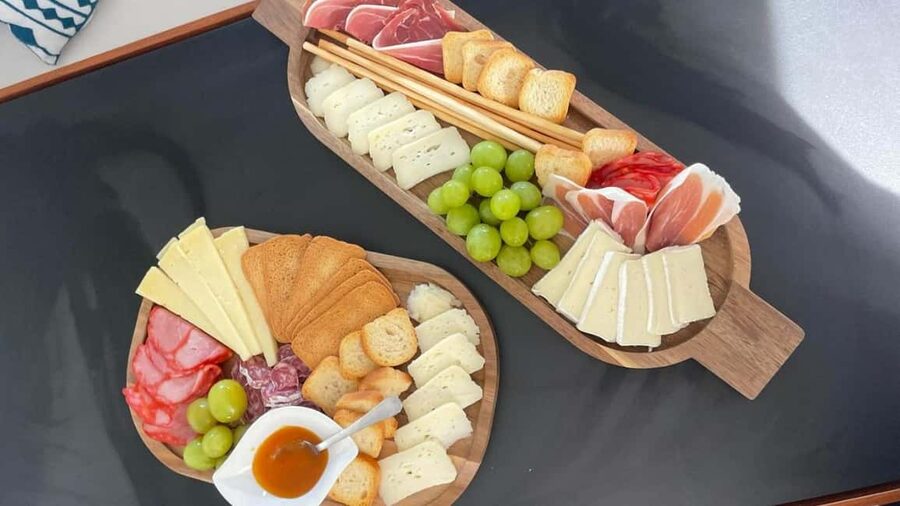 Porto: 6 Bridges Private Cruise with Local Wine and Snacks - Who This Private Cruise Is Best For