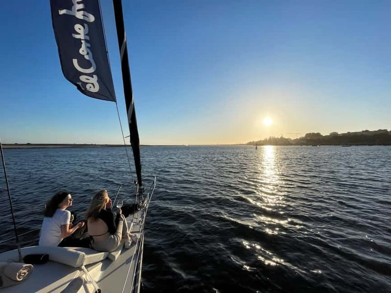 Porto: Best Charming Sailboat Cruise Sunset - Guide-led stories that actually help you see Porto