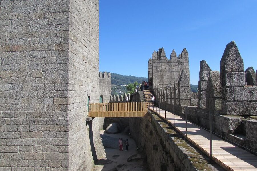 Porto:Braga & Guimarães Small-Group Full Day Tour with lunch - Why this Braga and Guimarães day trip works so well