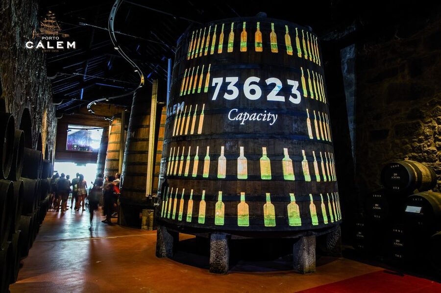 Porto: Cálem Cellar with Chocolate, Cheese, and Wine Tasting - Porto’s Cálem Cellar: a port tasting that actually teaches