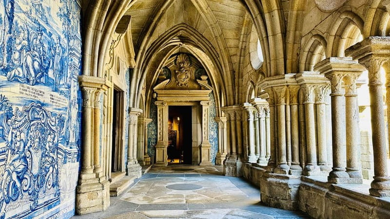 Porto Cathedral Guided Tour with Entrance Tickets - Porto Cathedral: why Sé do Porto is a must in the Norte Region