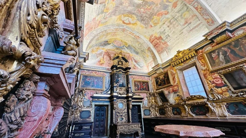 Porto Cathedral Guided Tour with Entrance Tickets - Paço Episcopal (Bishop Palace area): the optional add-on that extends the experience