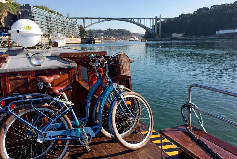 Porto: City Bike Rental - Pedal the River Douro: Waterfront Views and Urban Beaches