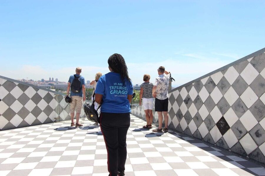 Porto: City Highlights Guided Segway Tour - Sé, Porto: Starting in the UNESCO Core