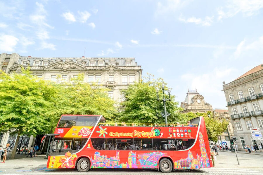 Porto: City Sightseeing Hop-On Hop-Off Bus Tour - Audio Commentary in 9 Languages, Headphones Included