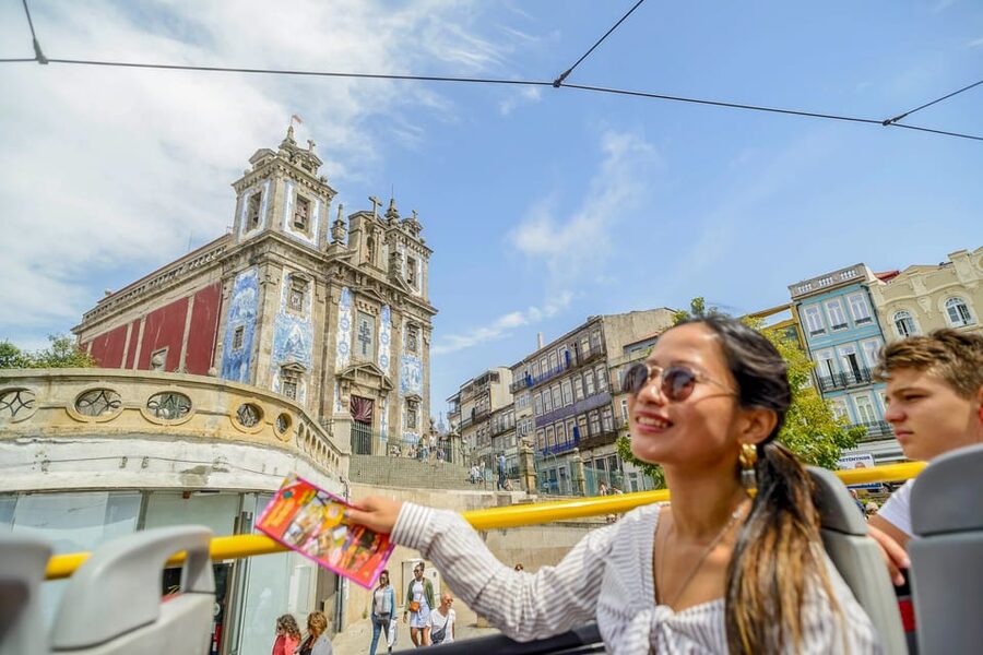 Porto: City Sightseeing Hop-On Hop-Off Bus Tour - The Porto-Gaia Walking Tour and Free Port Wine Tasting