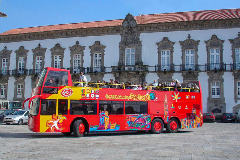 Porto: City Sightseeing Hop-On Hop-Off Bus Tour - The Historic Centre Walking Tour, and Why Midday Matters