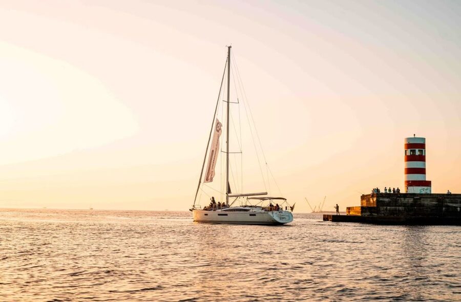 Porto: Daytime or Sunset Douro River Cruise With Port Wine - Comfort, Crew, and Group Size: What the 12-18 Seat Setup Means
