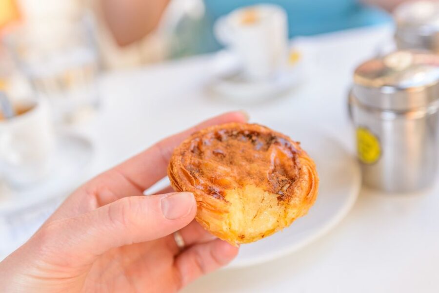 Porto: Delicious Food and Wine Walking Tour - Porto classics on your plate: what tastes best and why