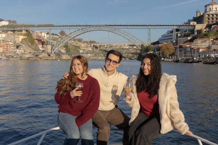 Porto: Douro Cruise, 6 Bridges & 4 Port Wines (Max 7) - Porto’s 6 bridges, from Afurada, in a small boat