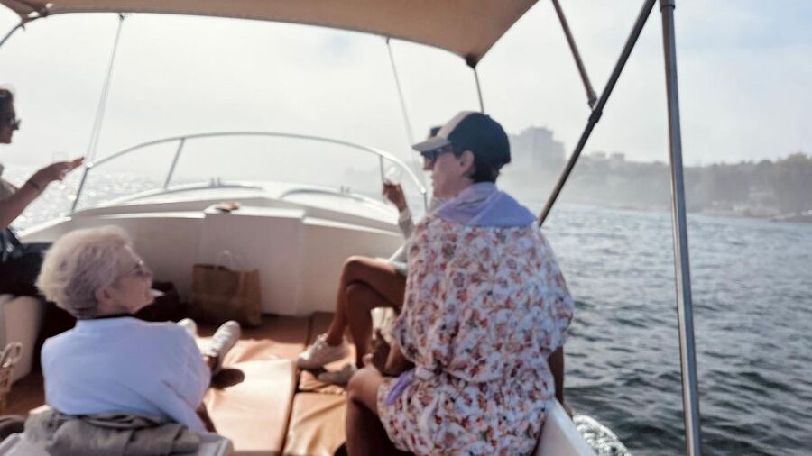 Porto: Douro River Boat Cruise with Port Wine Tasting - Three Port wines and snack pairings: how to make the tasting worth it