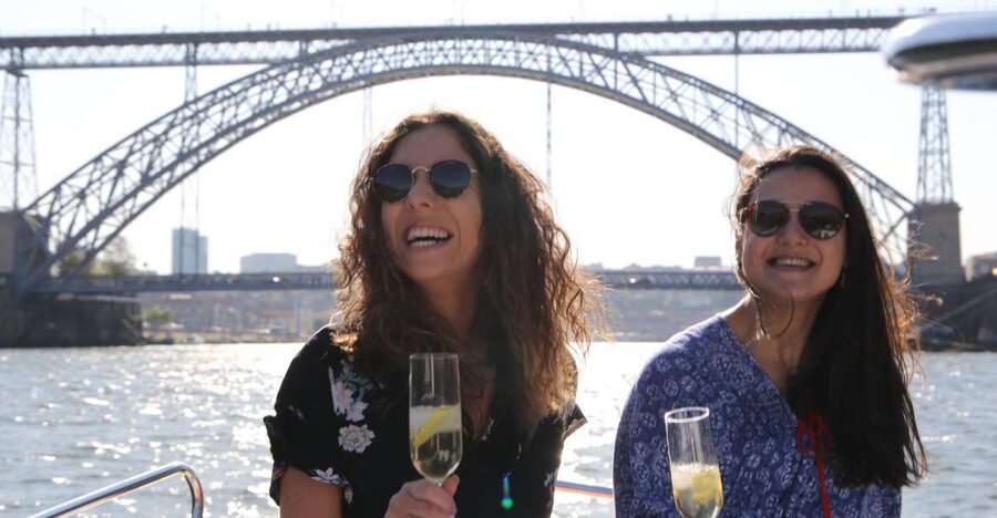 Porto: Douro River Cruise w/ Portuguese Wines & Local Host - Marina do Freixo: starting with wine and local rhythm