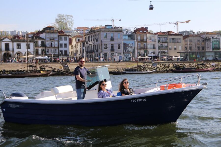 Porto: Douro River Cruise w/ Portuguese Wines & Local Host - Ribeira and Gaia from the water: the riverfront that UNESCO protects