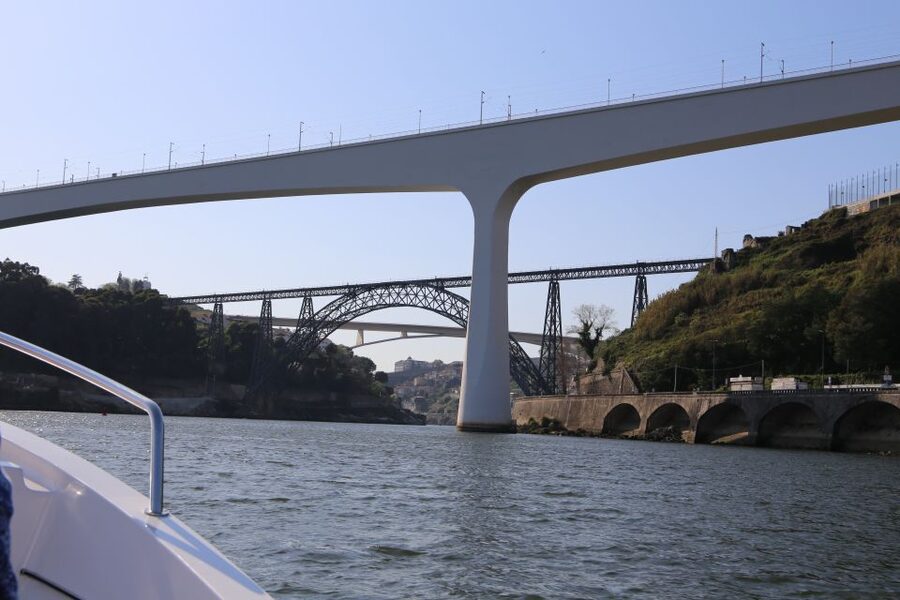 Porto: Douro River Cruise w/ Portuguese Wines & Local Host - Who should book this DouroBoatman cruise