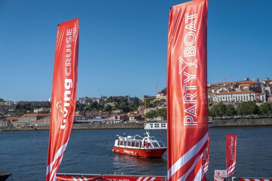 Porto: Douro River Party Boat with Sunset Option & 6 Bridges - Price and value: is $17 a good deal?