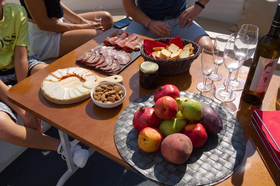 Porto: Douro Valley & Amarante Wine, Food & River Tour - From Trindade Domus to Douro Views on the N222