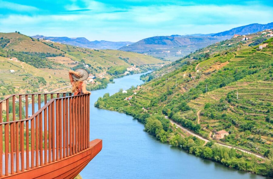 Porto: Douro Valley Wine Tour with a Sommelier & Boat Trip - Practical advice so your day goes smoothly