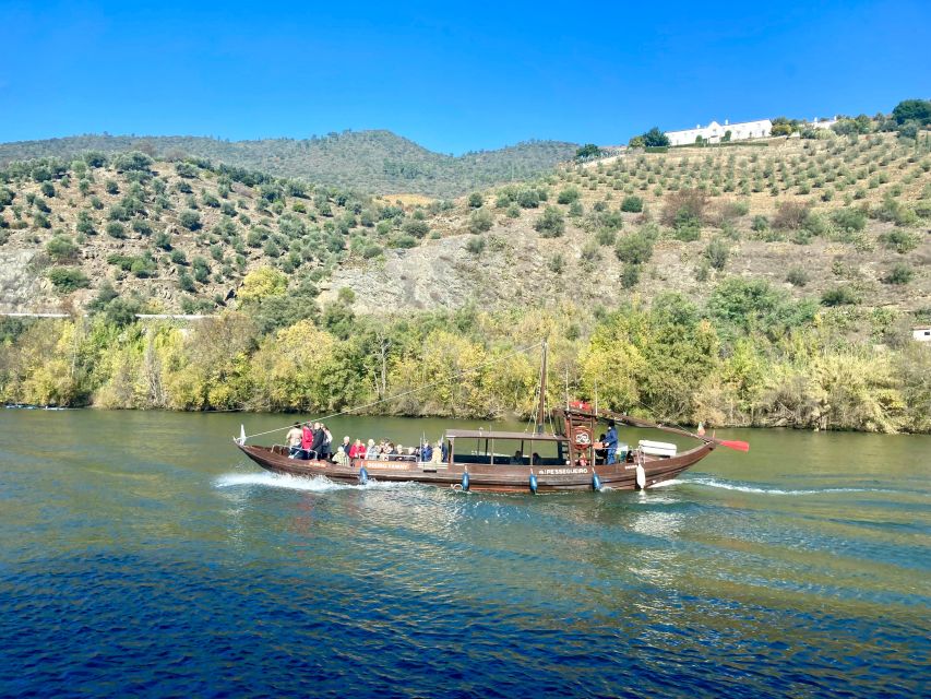 Porto: Douro Valley Wine Tour with Tastings, Boat, and Lunch - Lunch at the second winery: open-fire cooking plus unlimited Douro DOC