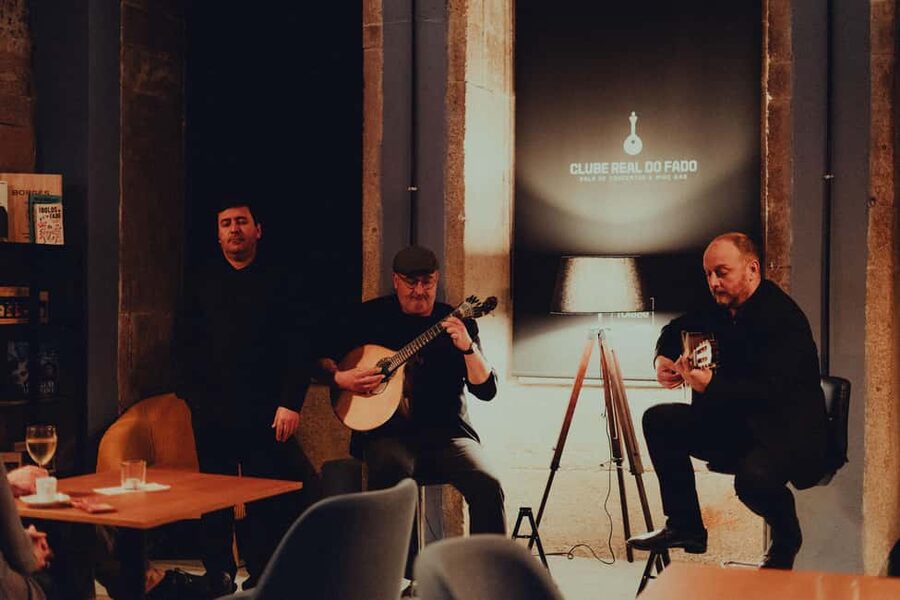 Porto: Fado Live Music, Wine & Cultural Introduction - Wine that complements the show, not competes with it