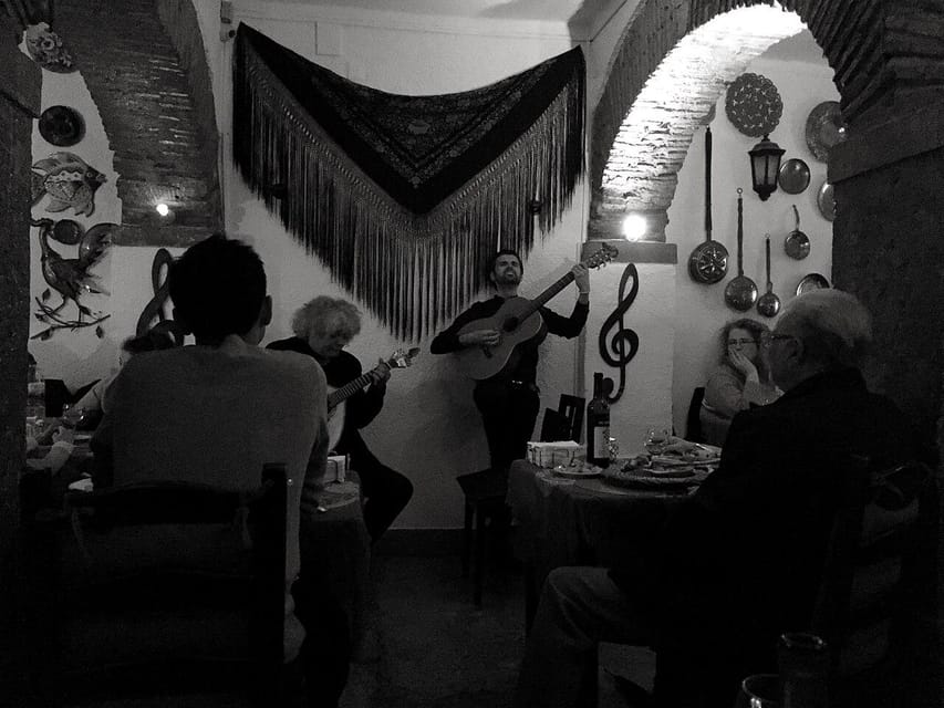 Porto: Fado Show with Dinner in a Traditional Fado House - Helpful notes before you go