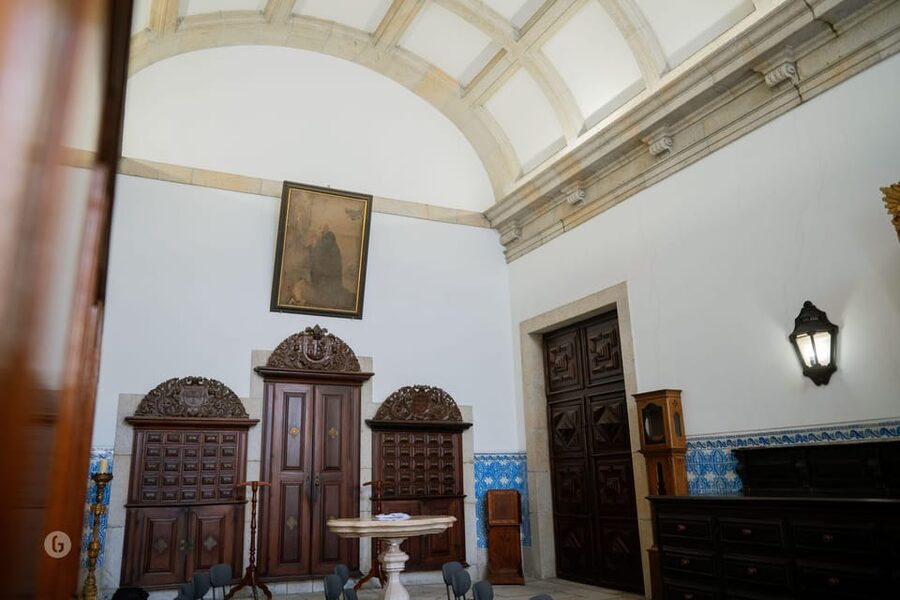“Porto: Fado Show with Guided Tour in a Historic Monastery” - How the 1-hour Fado performance works, up close