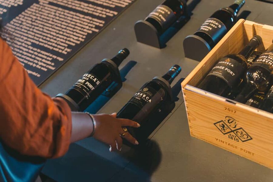 Porto: Fonseca Wine Cellar & WOW The Wine Experience - Fonseca Cellars in Vila Nova de Gaia: Historic walls, real Port craft