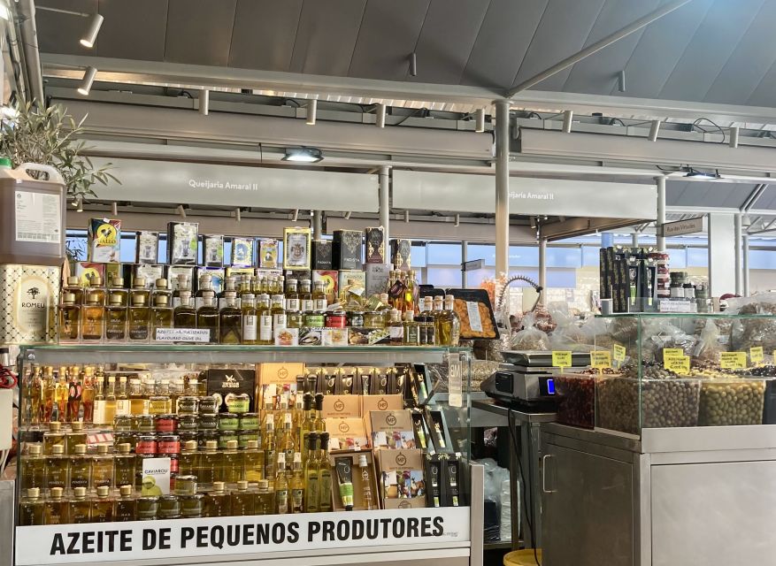 Porto food, wine and culture walking tour - max 8 pax - Local bar stop: green wine culture and more typical Porto delicacies