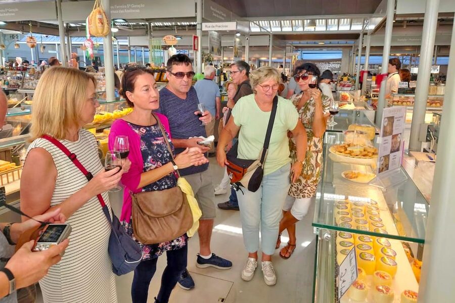 Porto food, wine and culture walking tour - max 8 pax - The café finale: sweet treat, coffee, and your next-place recommendations