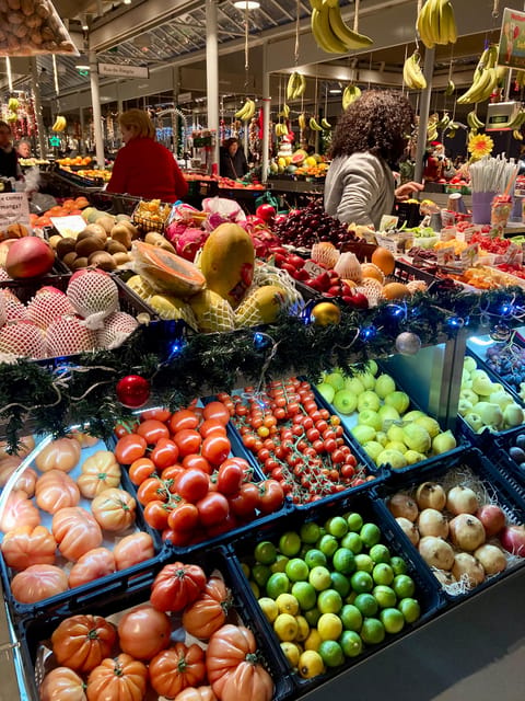 Porto food, wine and culture walking tour - max 8 pax - Price and value: what $86 buys in a 3-hour food-and-wine circuit