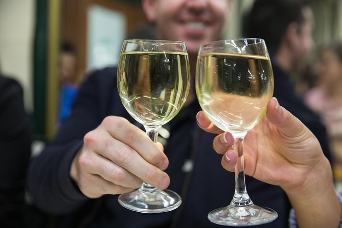 Porto Food & Wine Tasting Tour with Lunch or Dinner Option - Where the tour starts, and why the pace feels right