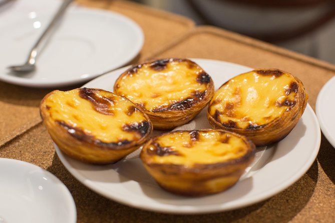 Porto Food & Wine Tasting Tour with Lunch or Dinner Option - Cheese and petiscos style snacks: how the tastings are built