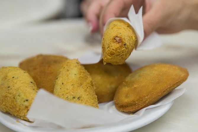 Porto Food & Wine Tasting Tour with Lunch or Dinner Option - Bifana at a century-old shop, and why pork sandwiches matter here