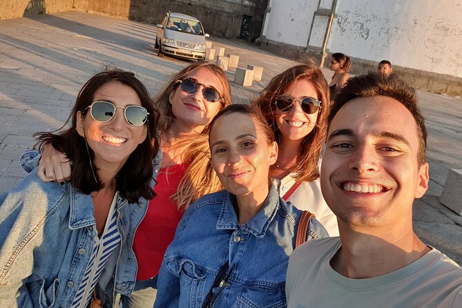 Porto: Fun Private Tuk Tuk Tour - Which guide style you should look for (names you might recognize)