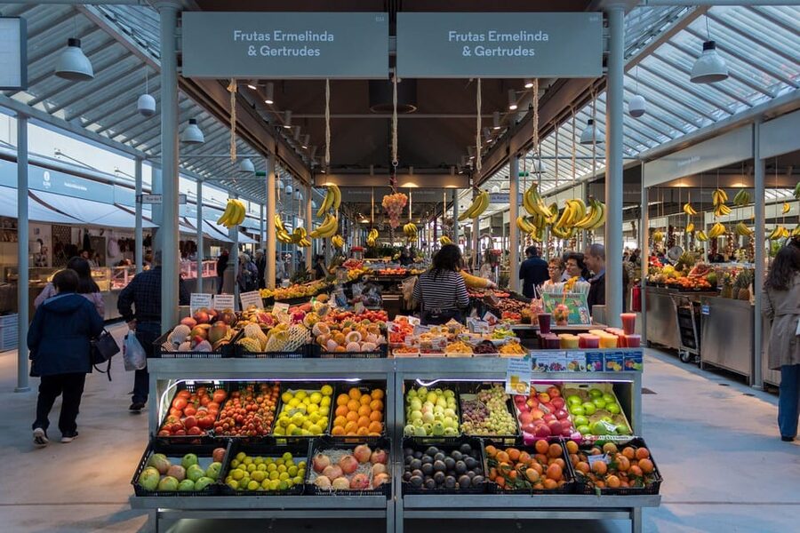 Porto: Guided e-bike tours in Porto and Gaia - Bolhão Market and Livraria Lello, without the stress of doing it alone