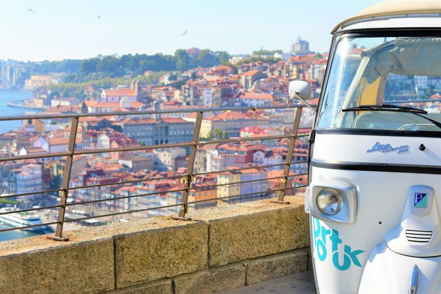 Porto: Guided Tuk Tuk Tour - Port wine included, and why the tasting stop is more than a gimmick